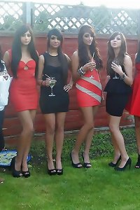 Which jaw-dropping girl Will You smash From Each Group?
